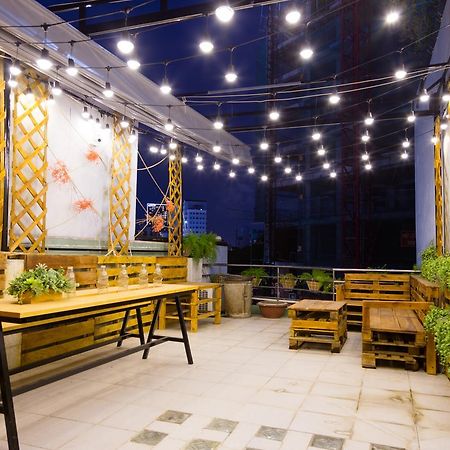 Tropical Vibes Homestay ホーチミン市 エクステリア 写真