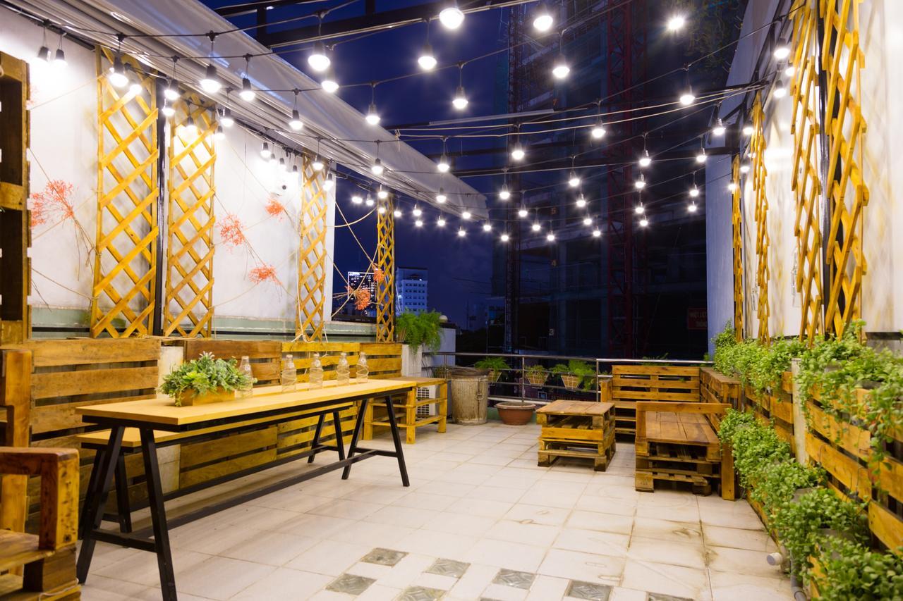 Tropical Vibes Homestay ホーチミン市 エクステリア 写真