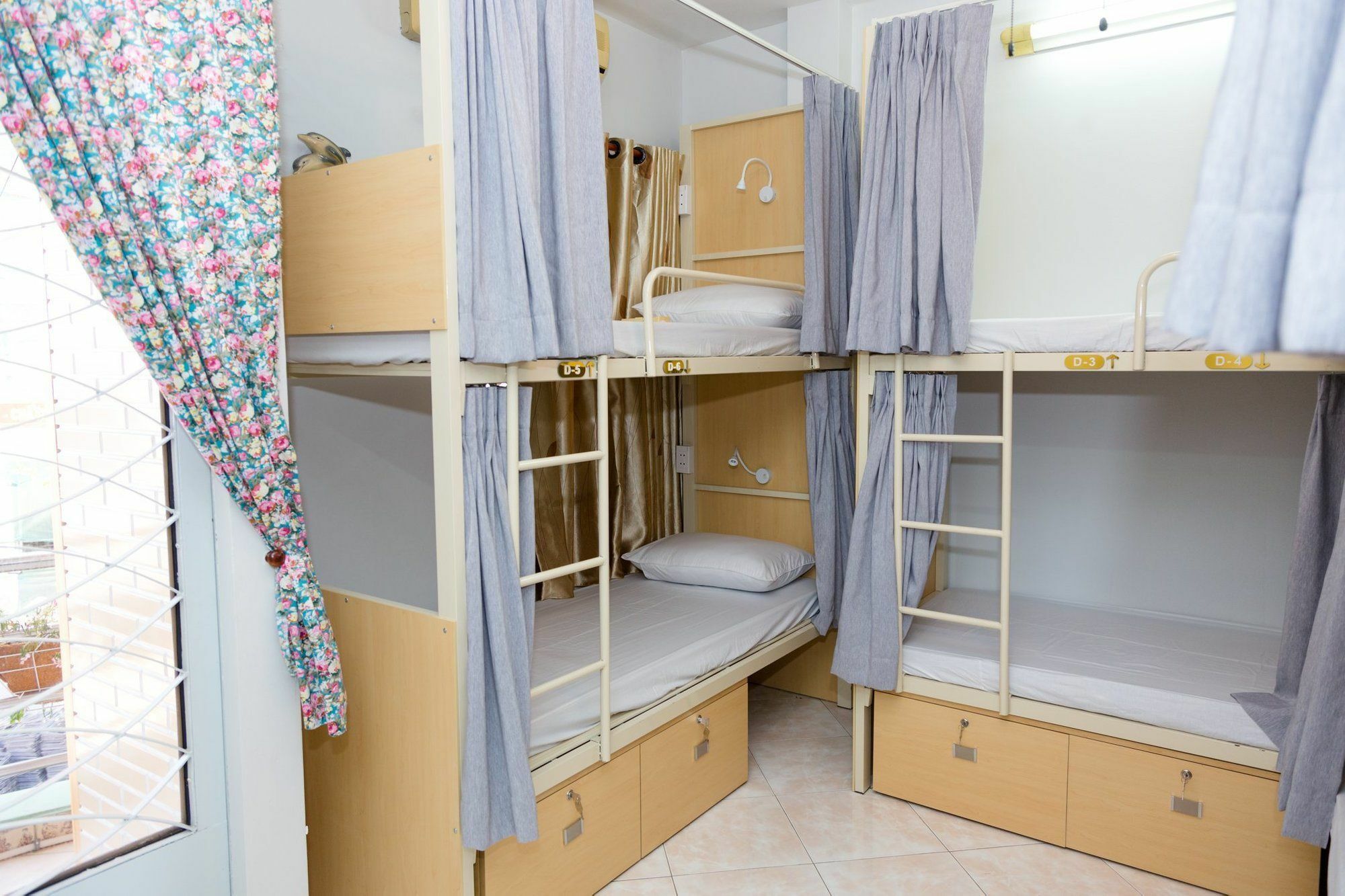 Tropical Vibes Homestay ホーチミン市 エクステリア 写真