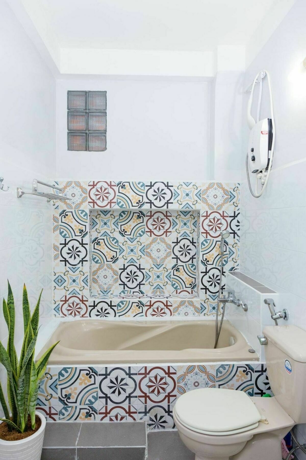 Tropical Vibes Homestay ホーチミン市 エクステリア 写真